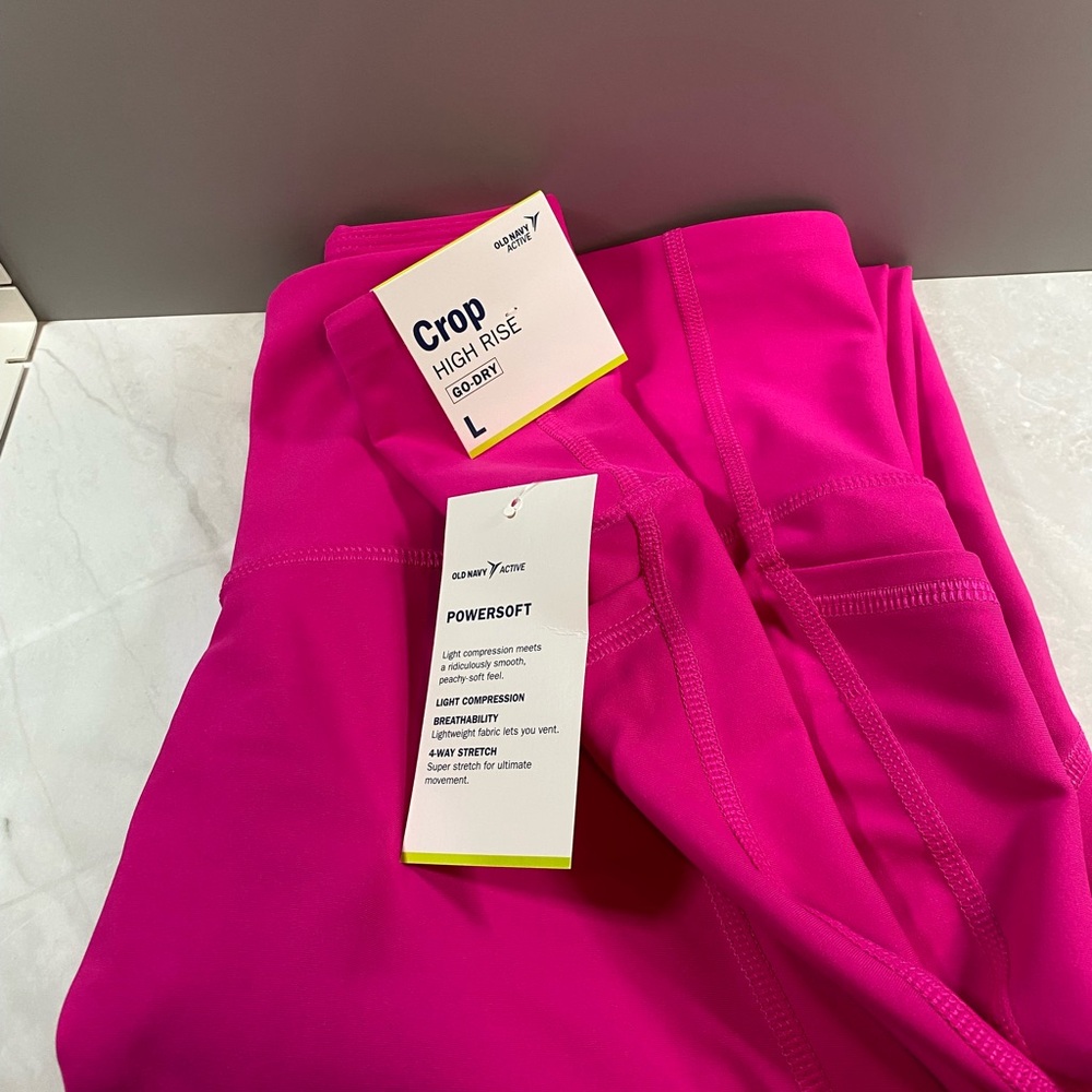 Old Navy Women's High-Rise Cropped Pants in Bright Pink